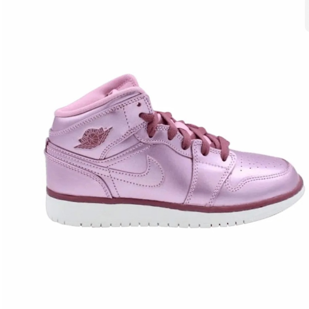 Girls Nike Air Jordan’s retro kids shiny pink